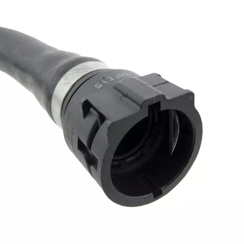 1153 1438 633 Auto Engine Parts Automobile Engine Structure Cooling System Water Pipe for BMW E38 E39 OEM 11531438633