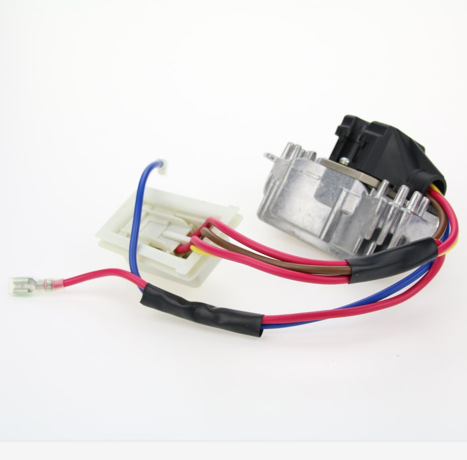 2028202510 Blower Motor Fan Resistor Regulator for Mercedes Benz C220 C280 W202 A2028202510